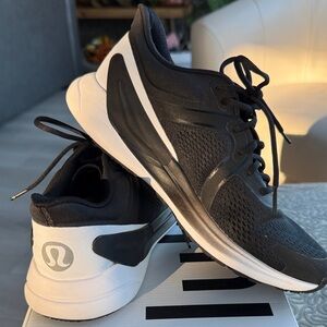 Lululemon Blissfeel Run Athletic Shoes 7.5